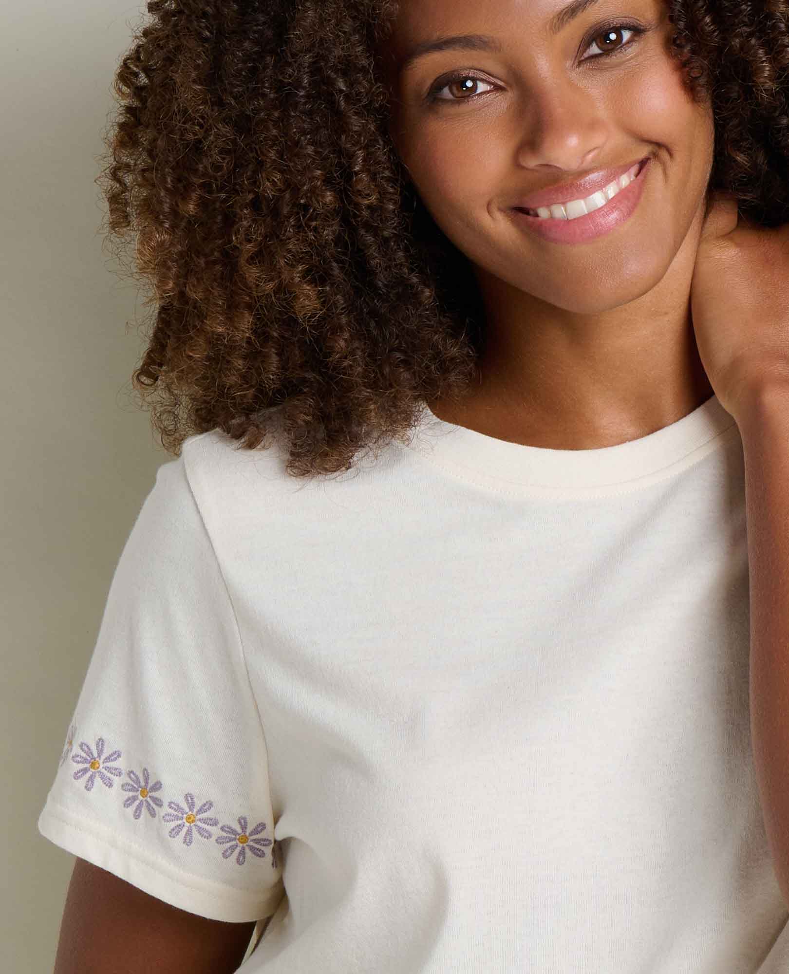 W's Re-Form Crew Embroidered