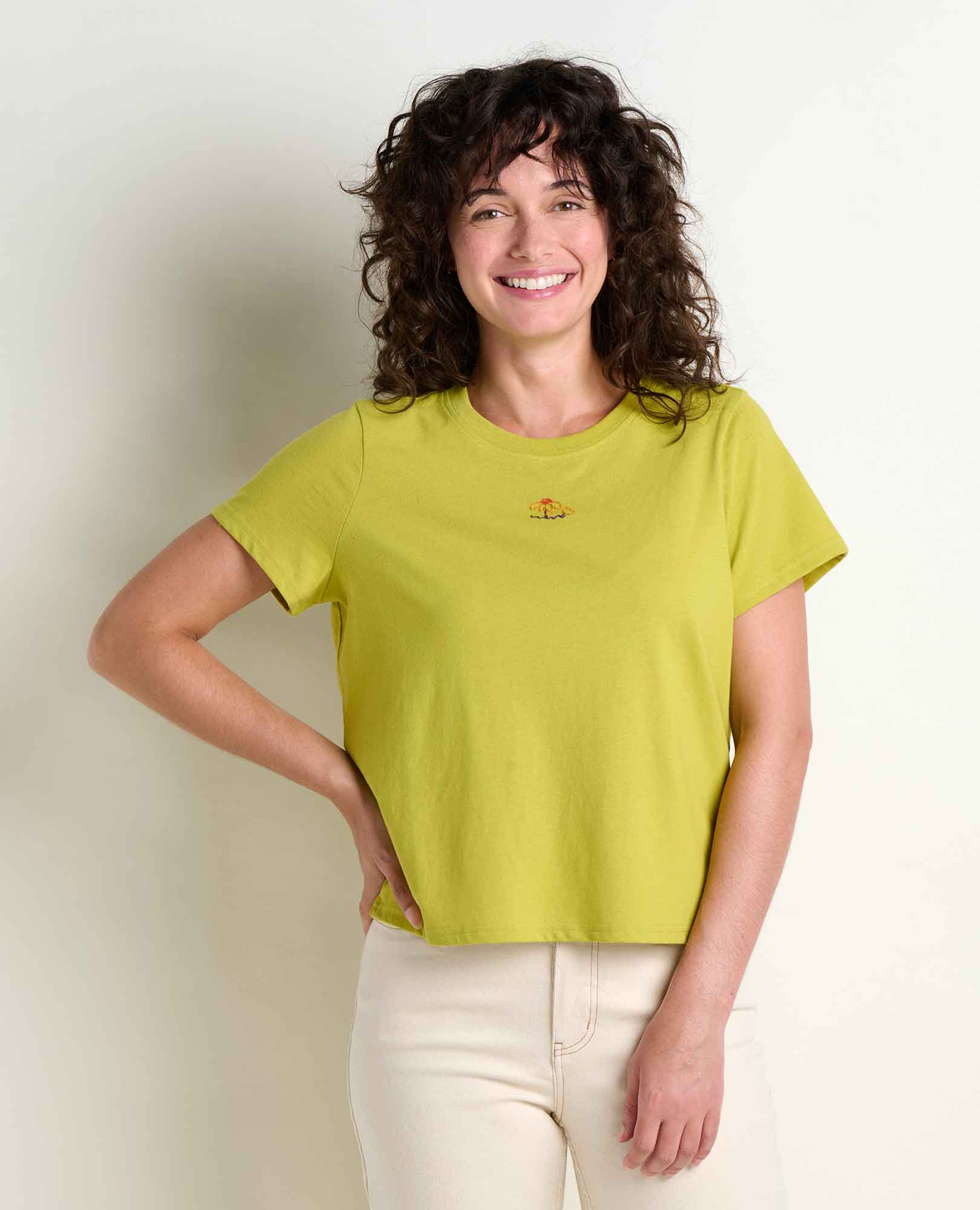msg:Rayana is 5'9" and is wearing a size small.