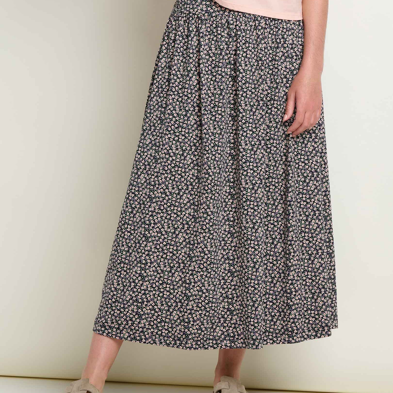 msg:Rayana is 5'9" and is wearing a size small.