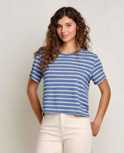 msg:Angelina is 5'8" and is wearing a size small.