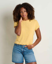 msg:Haylie is 5'8" and is wearing a size small.