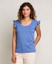 msg:Angelina is 5'8" and is wearing a size small.