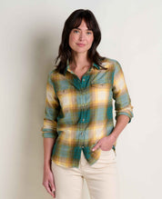 msg:Logan is 5'9 ½" and is wearing a size small.