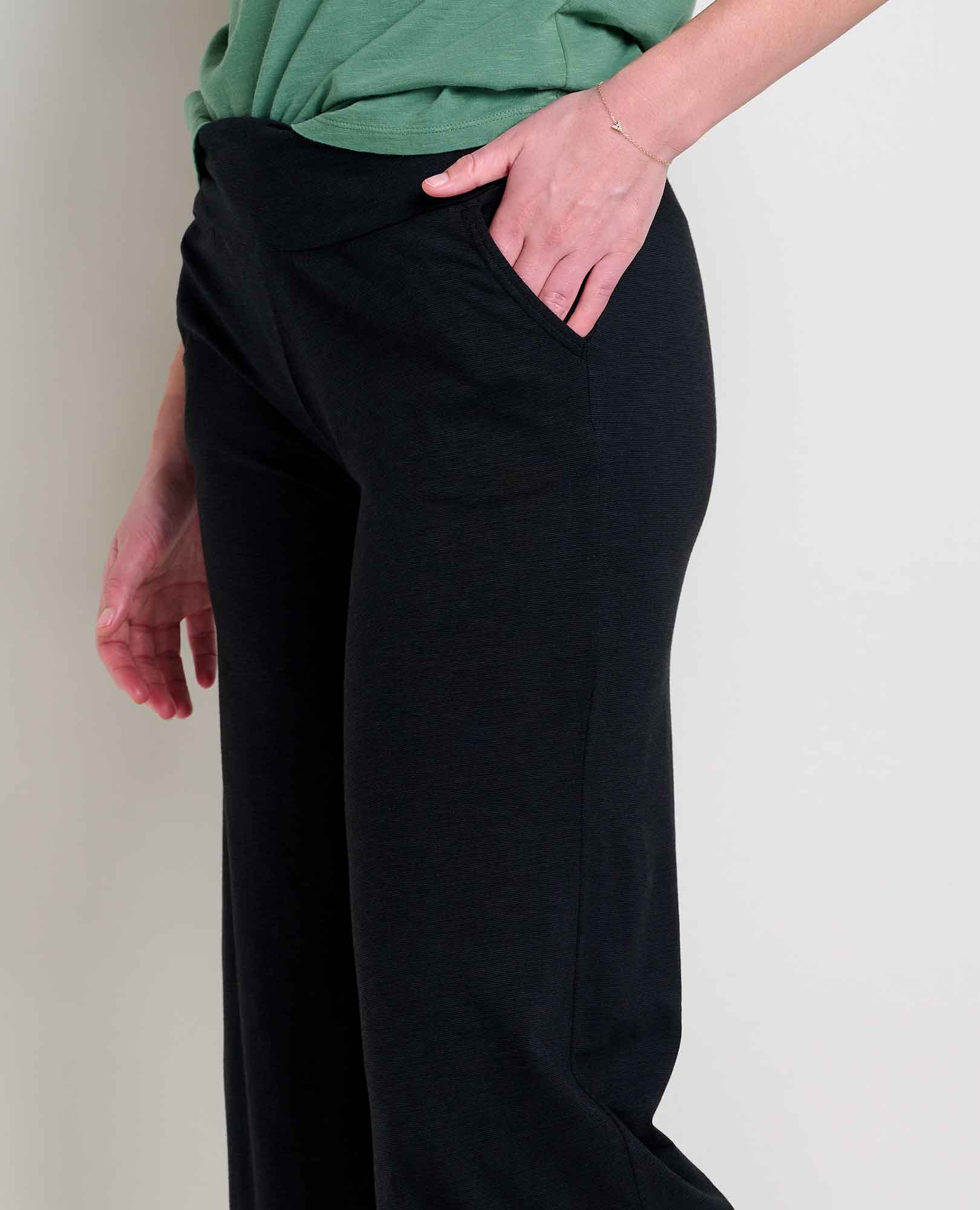 Chaka Wide Leg Crop Pant