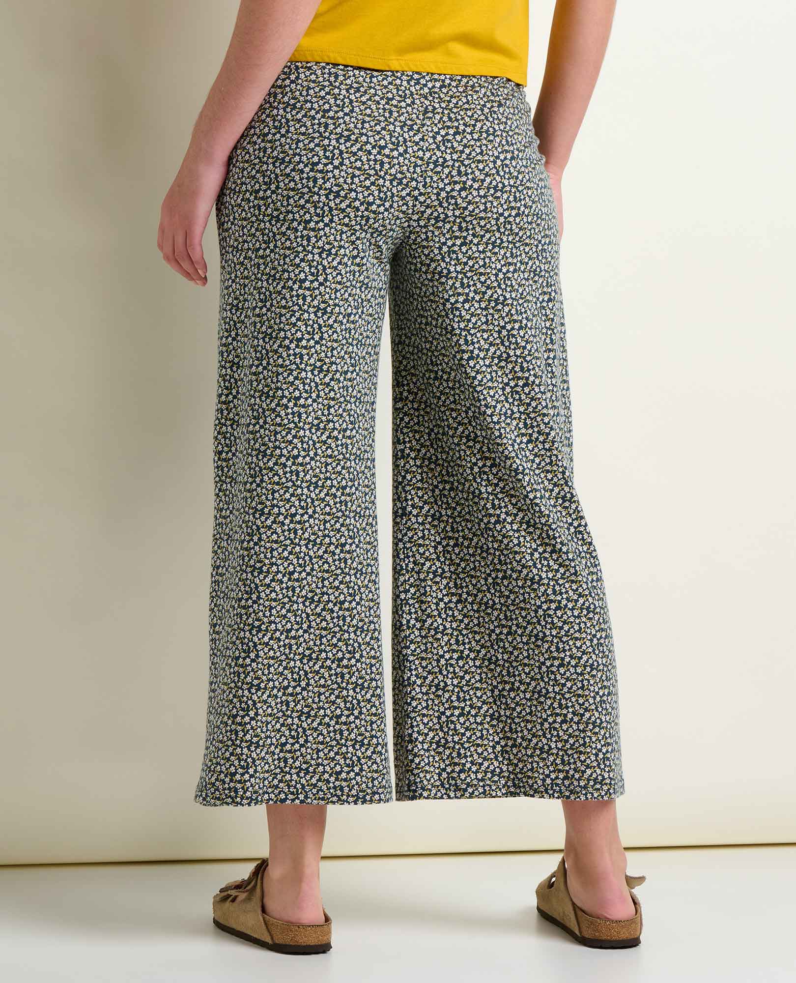 Chaka Wide Leg Crop Pant