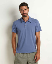 msg:Anderson is 6'2" and is wearing a size medium.