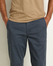 Mission Ridge Slim Chino