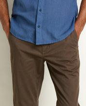 Mission Ridge Slim Chino