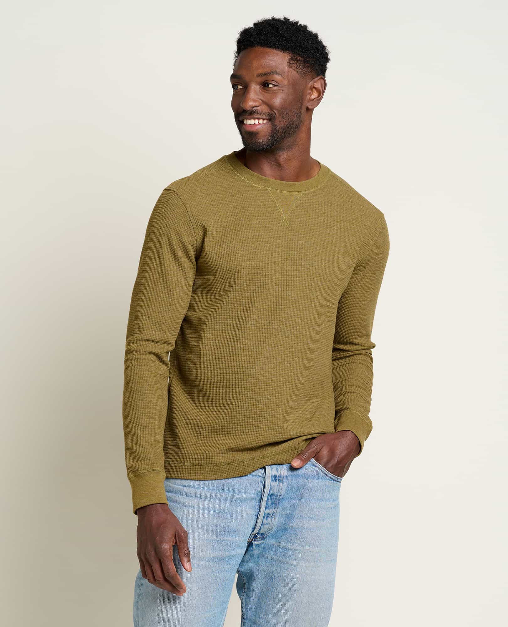 msg: Jamal is 6'2" and is wearing a size Medium.